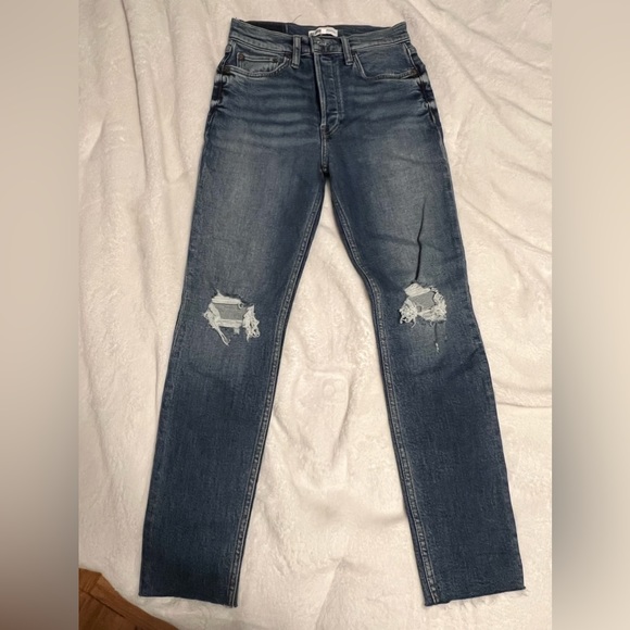 Re/Done Women’s High-Rise Straight Leg Jeans in Medium Wash - Size 27 (S) - Picture 4 of 7